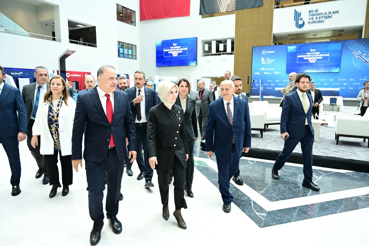 BTK'DA 5G İHALESİ ÖNCESİ YERLİ ÜRÜNLER SERGİLENDİ!